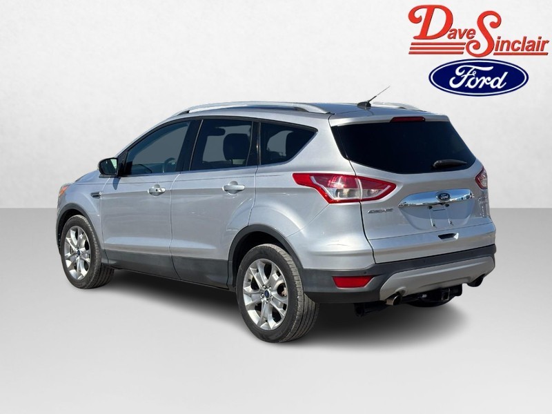 Ford Escape Vehicle Full-screen Gallery Image 09