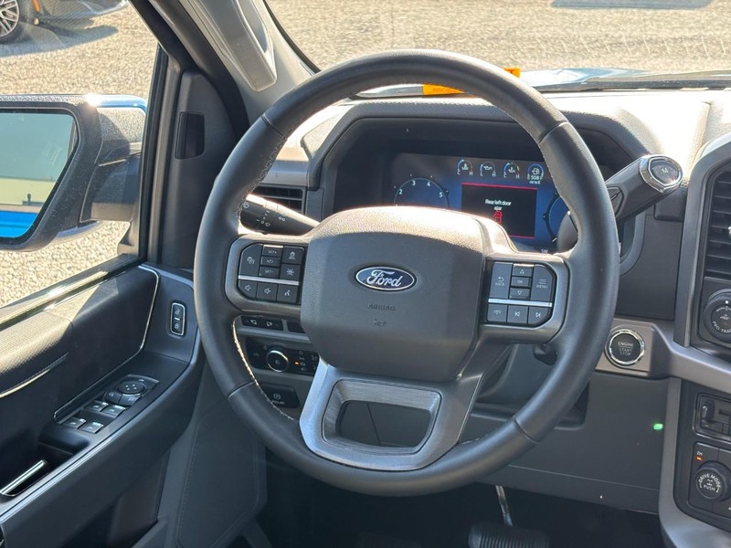 Ford F-150 Vehicle Image 15