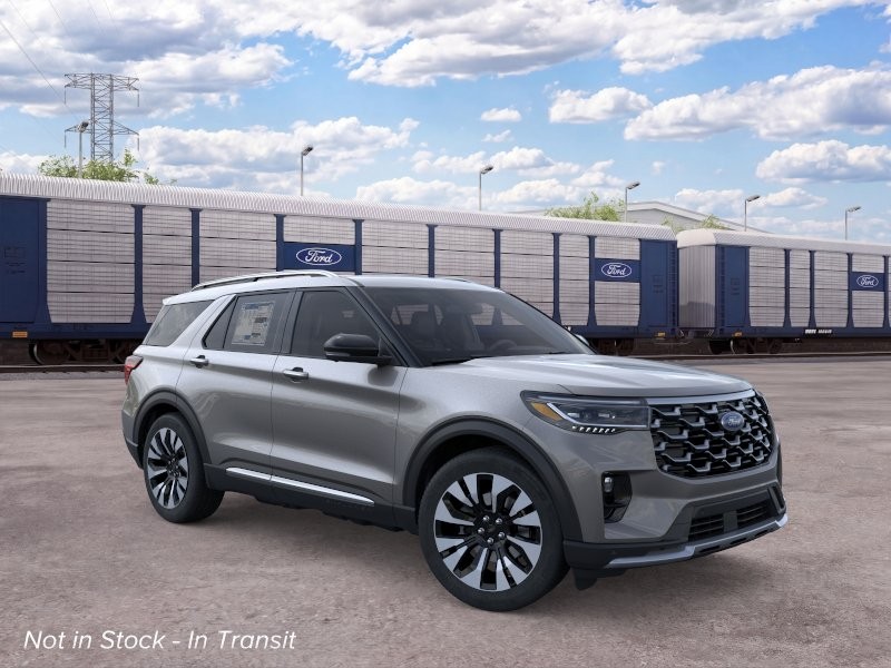 Ford Explorer Vehicle Full-screen Gallery Image 09