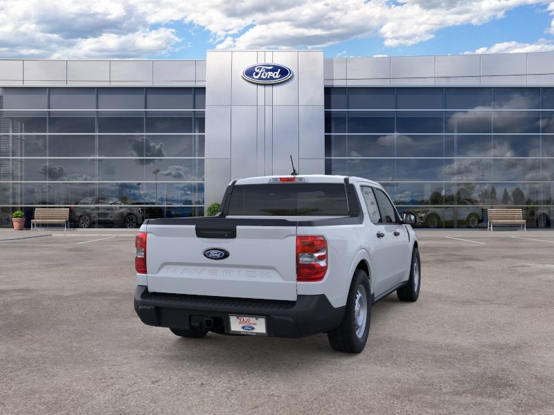 Ford Maverick Vehicle Image 10