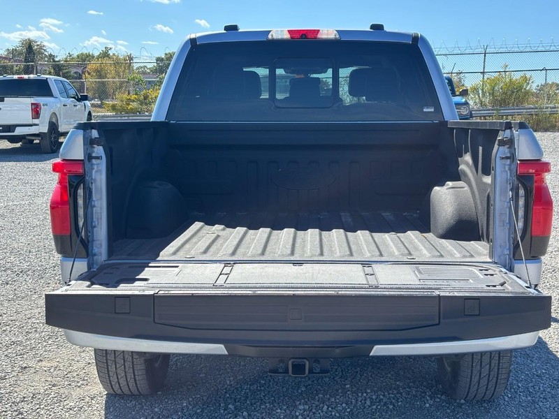 Ford F-150 Lightning Vehicle Image 11