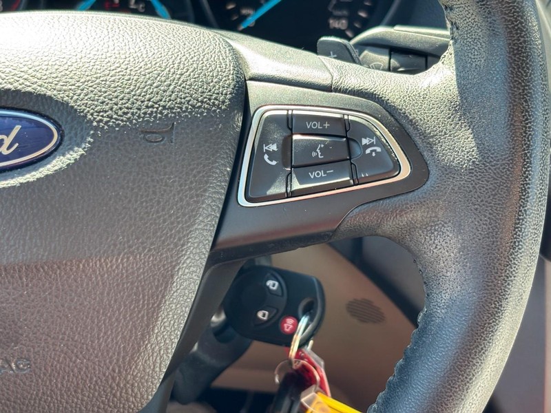 Ford Escape Vehicle Image 20