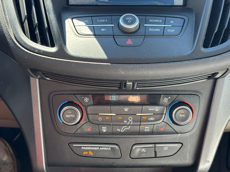 Ford Escape Vehicle Image 24