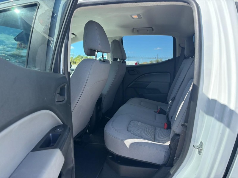 Chevrolet Colorado Vehicle Image 13