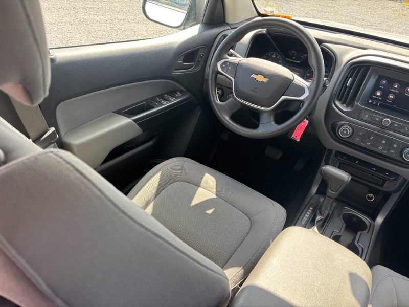 Chevrolet Colorado Vehicle Image 14