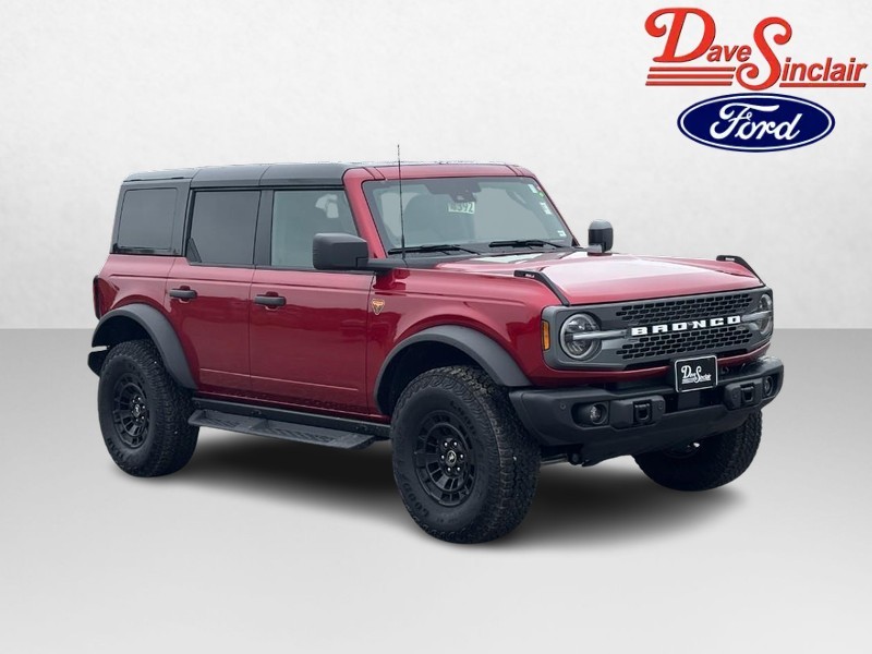 Ford Bronco Vehicle Image 04