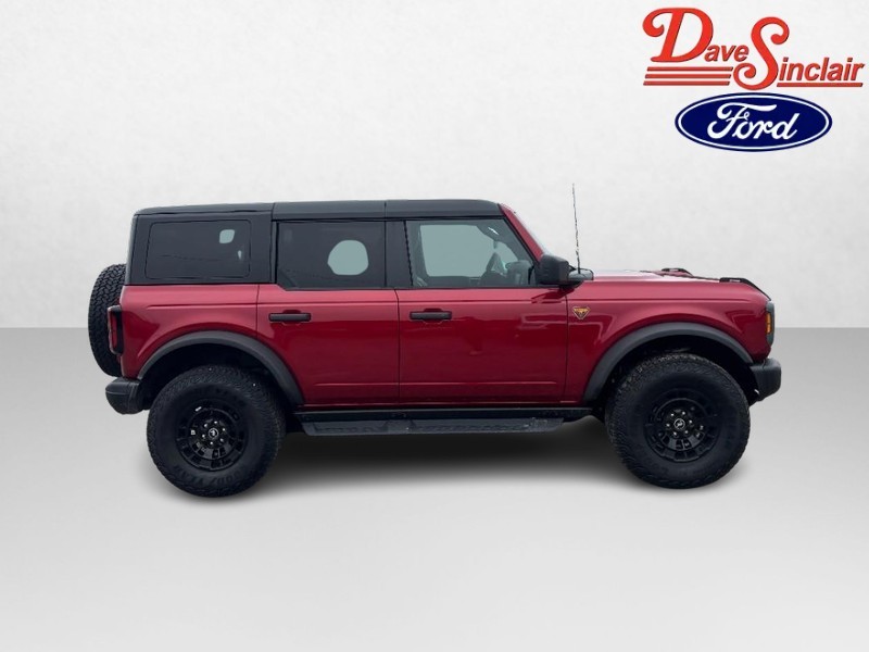 Ford Bronco Vehicle Image 05