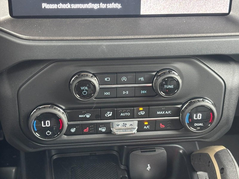 Ford Bronco Vehicle Image 25