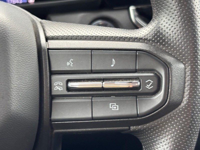 Chevrolet Colorado Vehicle Image 20