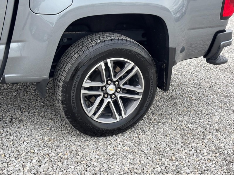 Chevrolet Colorado Vehicle Image 11