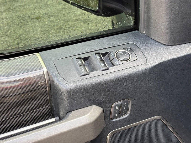 Ford F-150 Vehicle Image 18