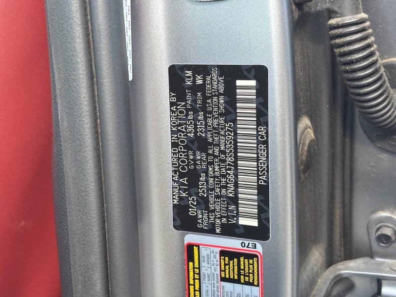 Kia K5 Vehicle Image 26