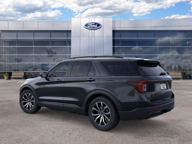 2026 Ford Explorer ST-Line thumbnail image 04