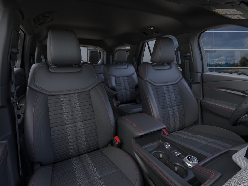 Ford Explorer Vehicle Image 12