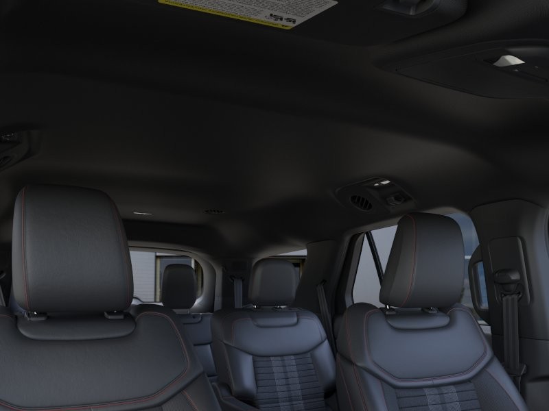 Ford Explorer Vehicle Image 24