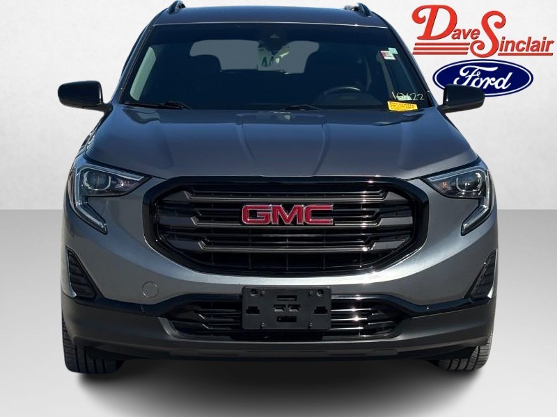 GMC Terrain Vehicle Full-screen Gallery Image 02