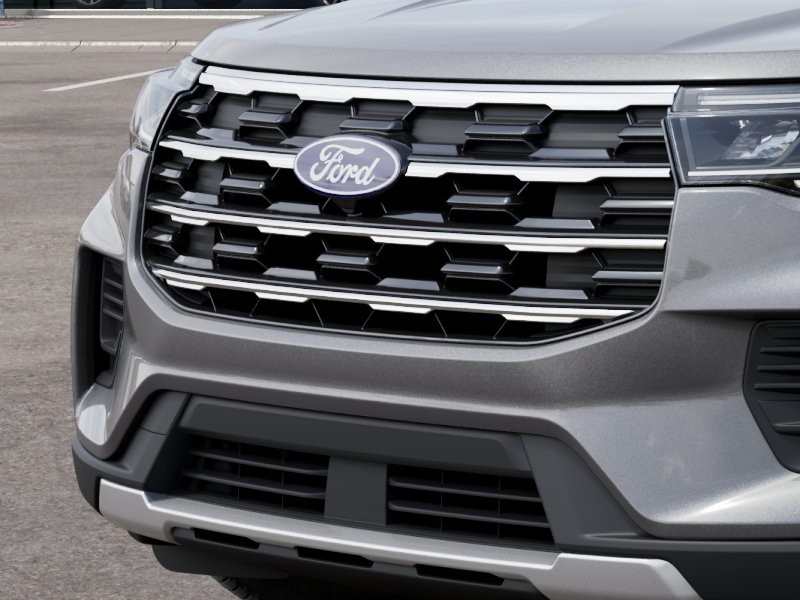 Ford Explorer Vehicle Image 19