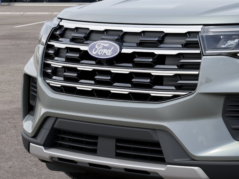 Ford Explorer Vehicle Full-screen Gallery Image 19