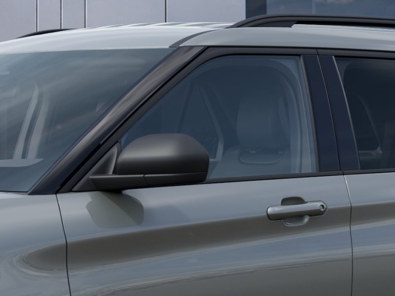 Ford Explorer Vehicle Full-screen Gallery Image 22