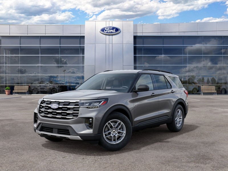 Ford Explorer Vehicle Full-screen Gallery Image 02