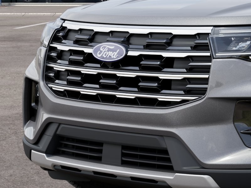 Ford Explorer Vehicle Full-screen Gallery Image 19