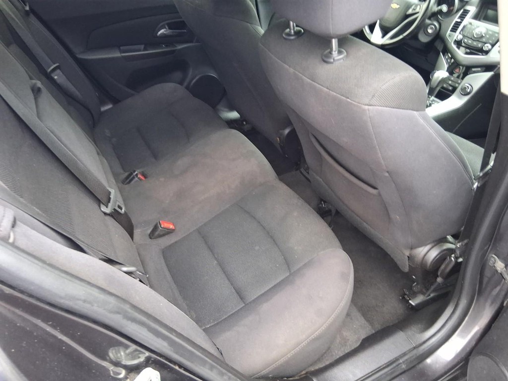Chevrolet Cruze Vehicle Full-screen Gallery Image 11
