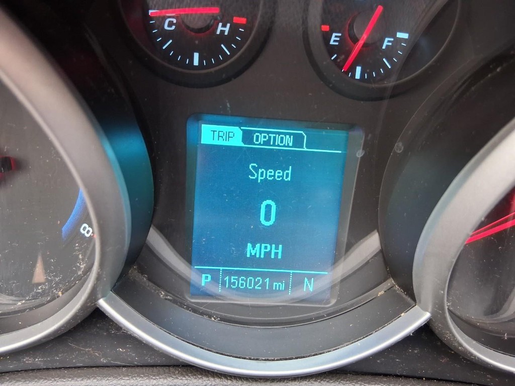 Chevrolet Cruze Vehicle Full-screen Gallery Image 13