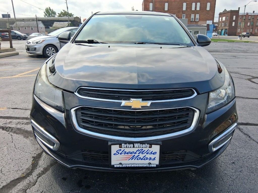 Chevrolet Cruze Vehicle Full-screen Gallery Image 08