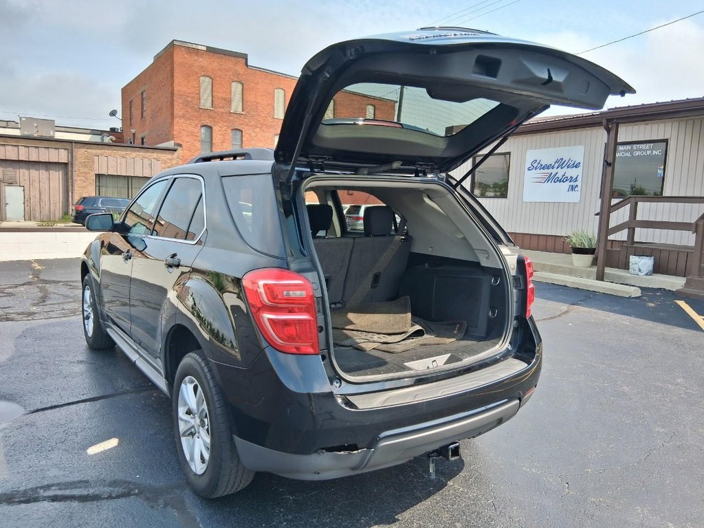 Chevrolet Equinox Vehicle Full-screen Gallery Image 11