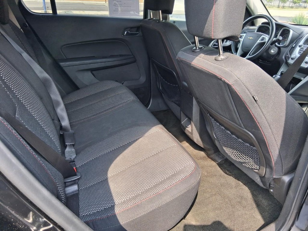 Chevrolet Equinox Vehicle Full-screen Gallery Image 14