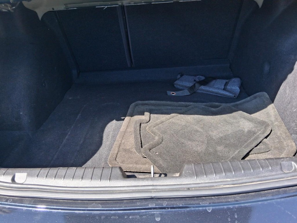 Chevrolet Cruze Vehicle Full-screen Gallery Image 08