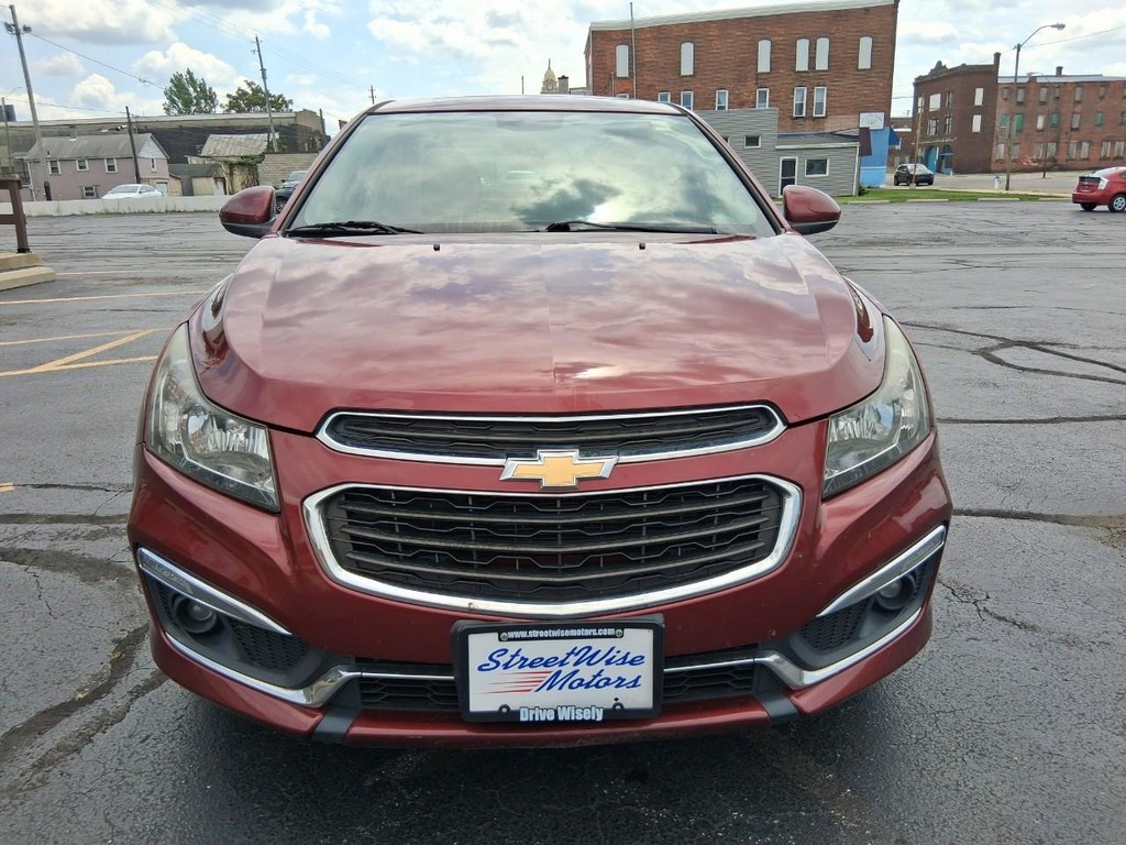 Chevrolet Cruze Limited Vehicle Full-screen Gallery Image 08
