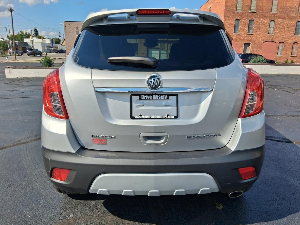 Buick Encore Vehicle Full-screen Gallery Image 04