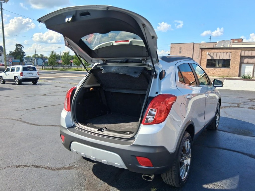 Buick Encore Vehicle Full-screen Gallery Image 13