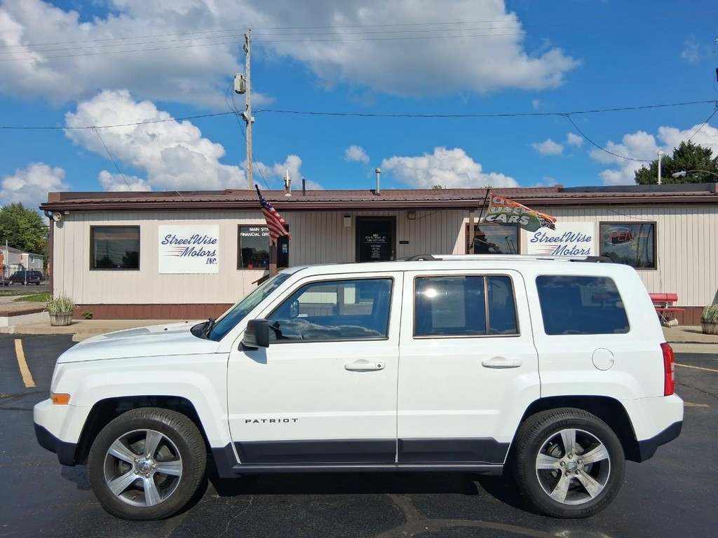 Jeep Cherokee Vehicle Full-screen Gallery Image 02