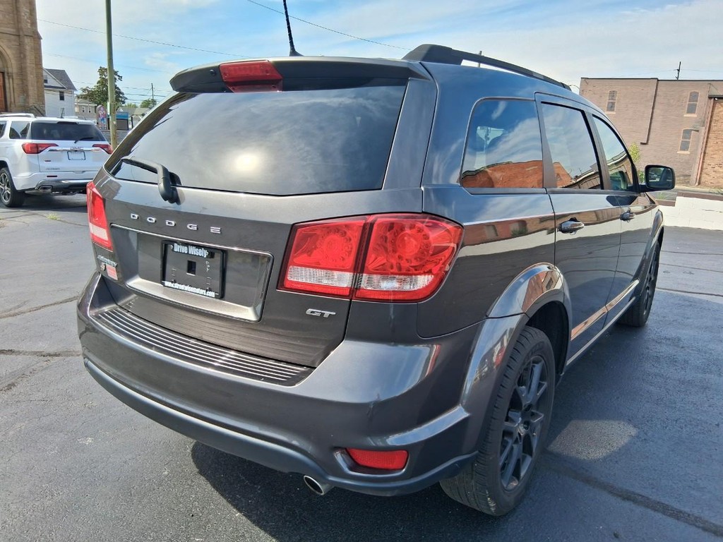 Dodge Journey Vehicle Full-screen Gallery Image 05