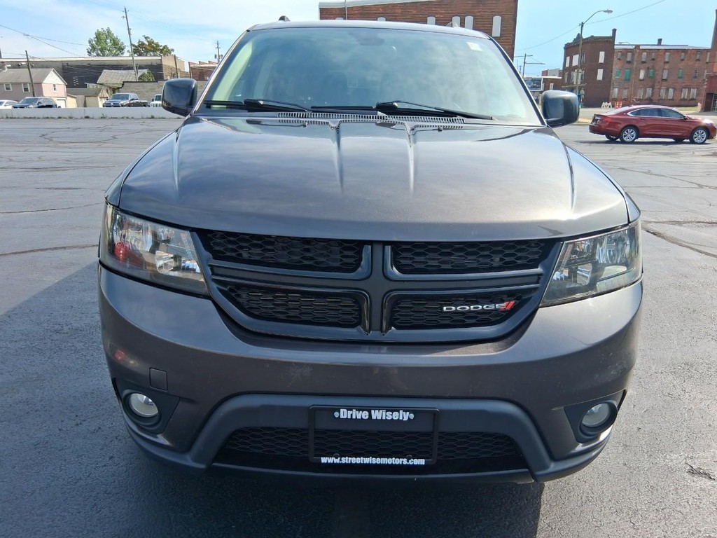 Dodge Journey Vehicle Full-screen Gallery Image 08