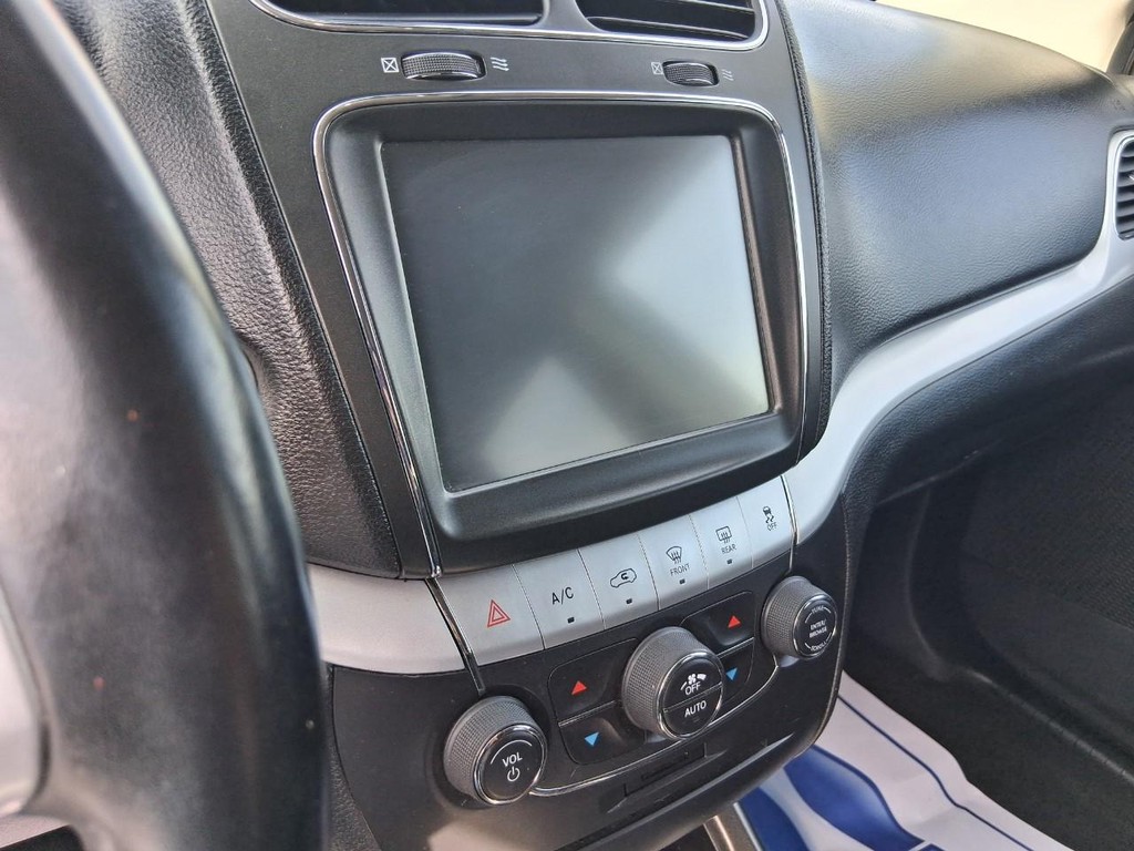 Dodge Journey Vehicle Full-screen Gallery Image 19