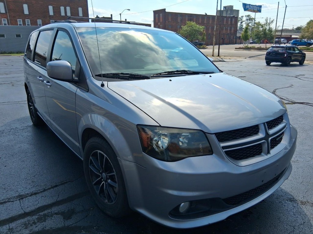 Dodge Grand Caravan Vehicle Full-screen Gallery Image 07