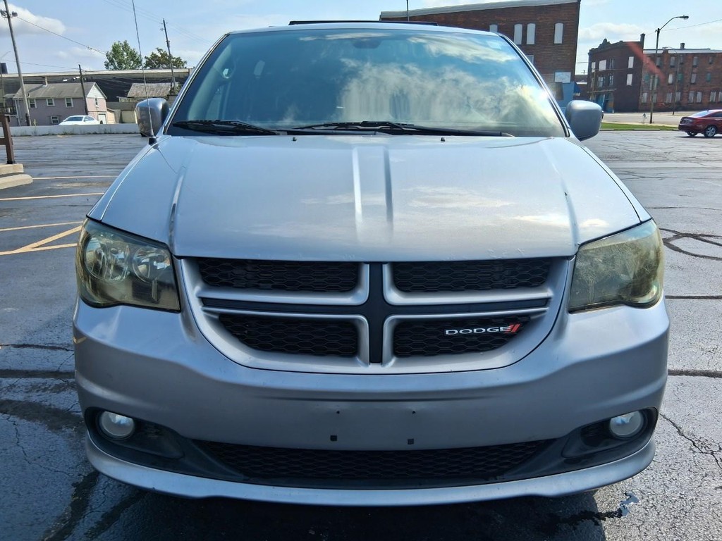 Dodge Grand Caravan Vehicle Full-screen Gallery Image 08