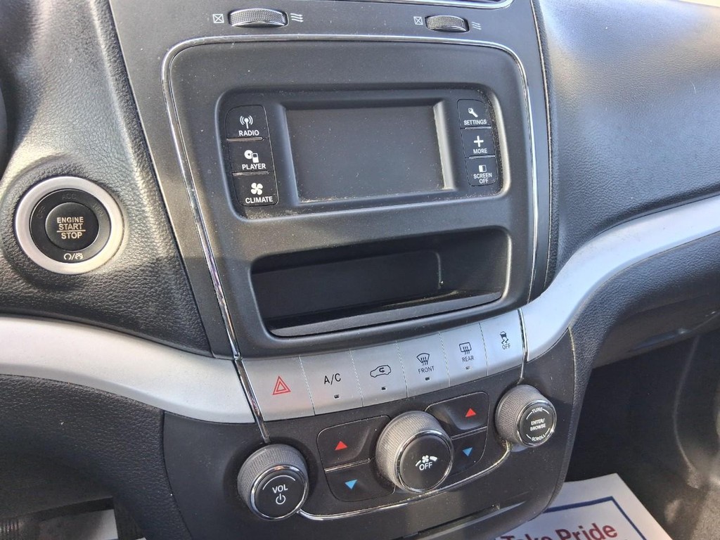 Dodge Journey Vehicle Full-screen Gallery Image 17