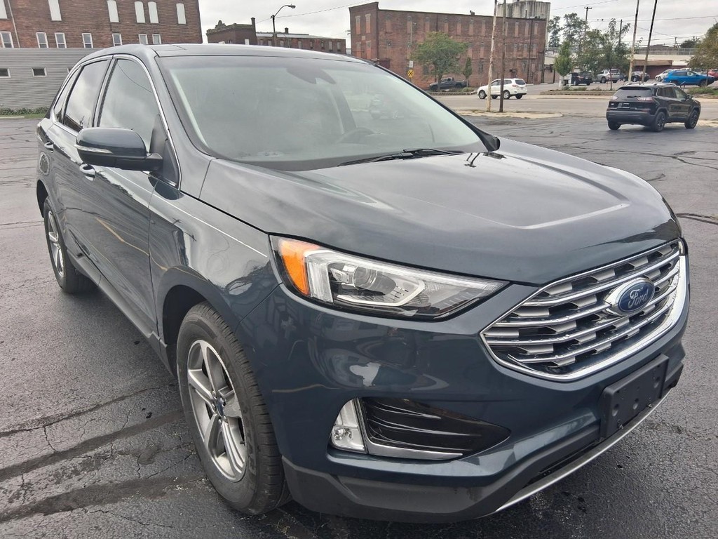 Ford Edge Vehicle Full-screen Gallery Image 07