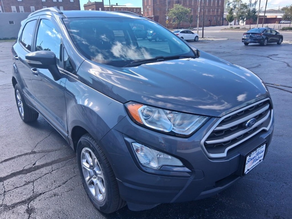 Ford EcoSport Vehicle Full-screen Gallery Image 07