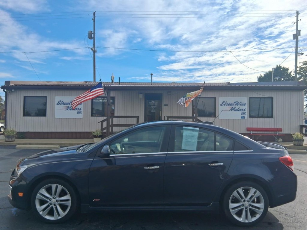 Chevrolet Cruze Limited Vehicle Full-screen Gallery Image 02