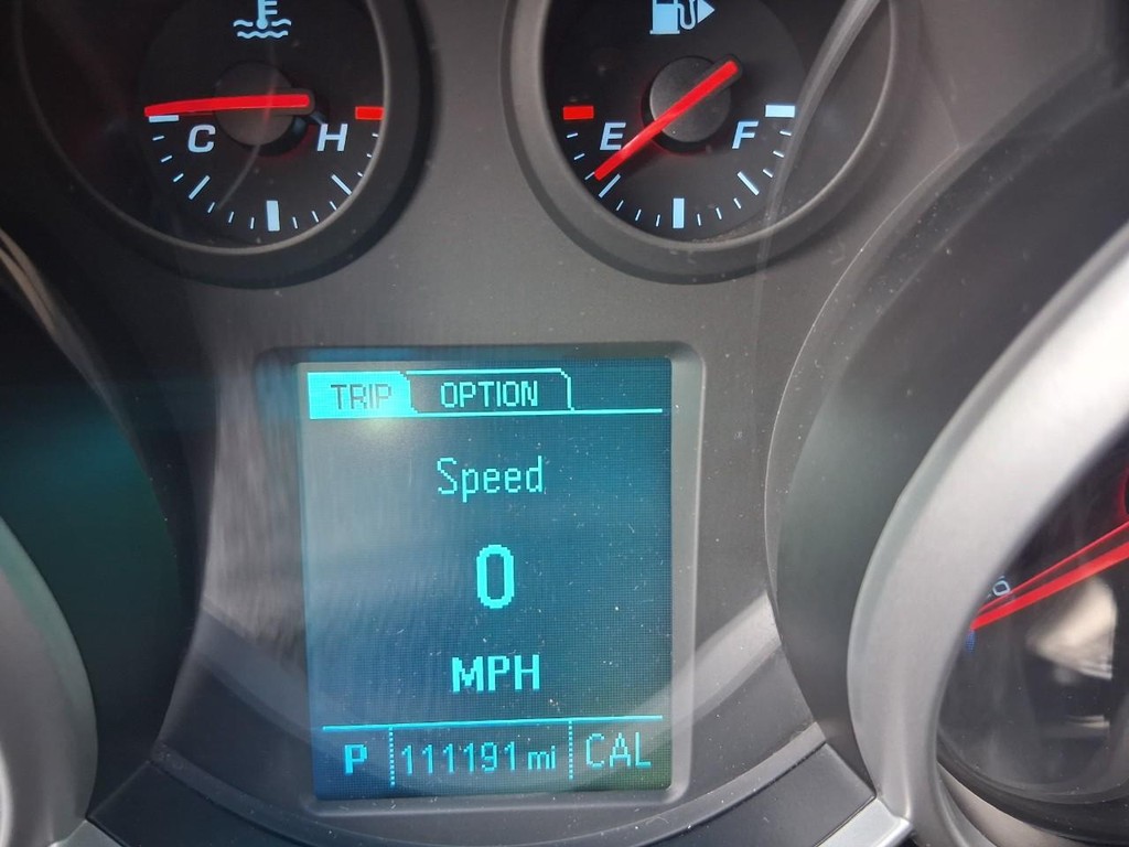 Chevrolet Cruze Vehicle Full-screen Gallery Image 13