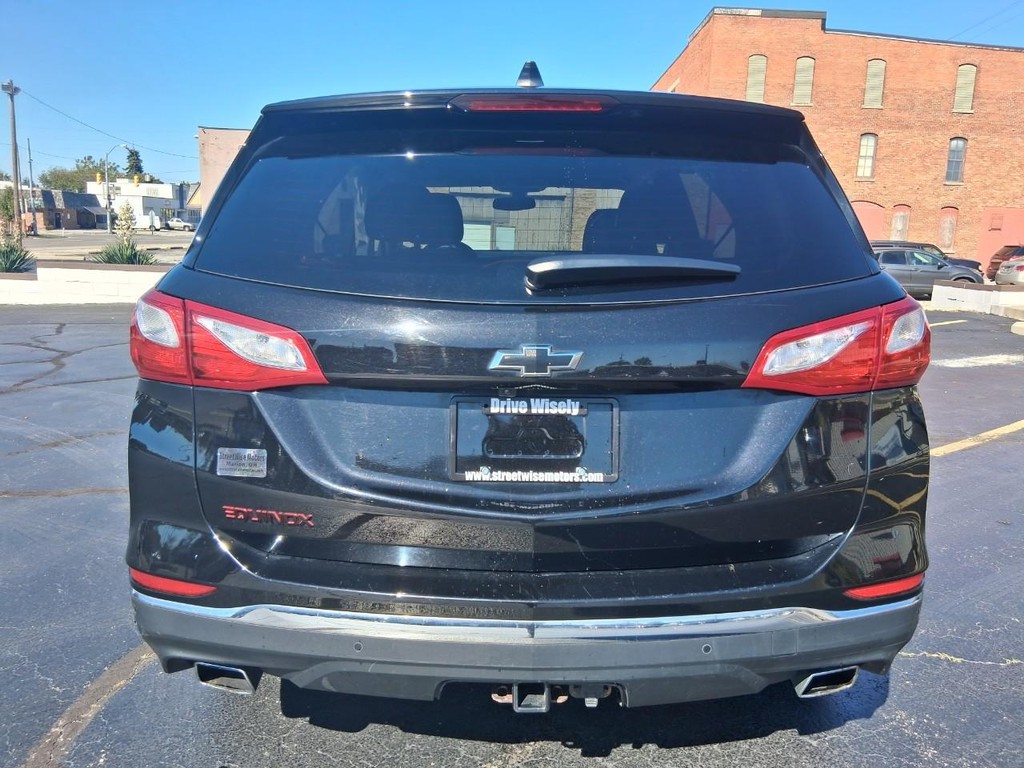 Chevrolet Equinox Vehicle Full-screen Gallery Image 04