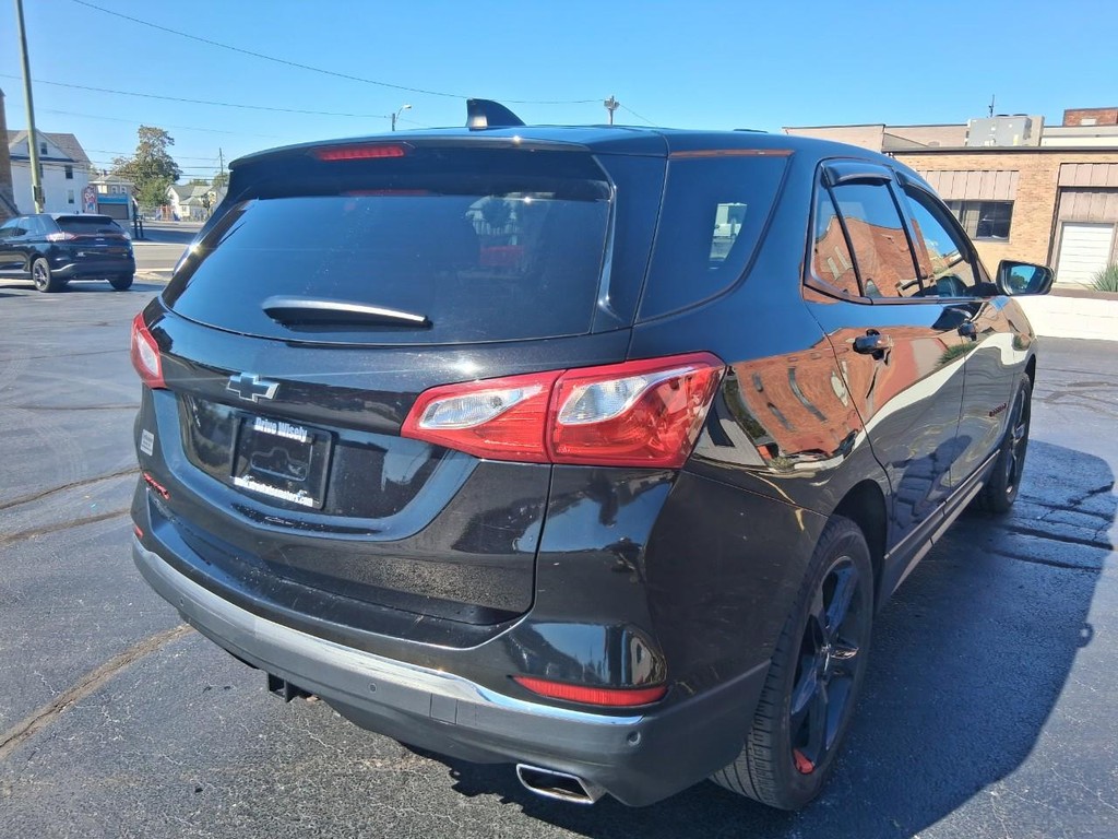 Chevrolet Equinox Vehicle Full-screen Gallery Image 05