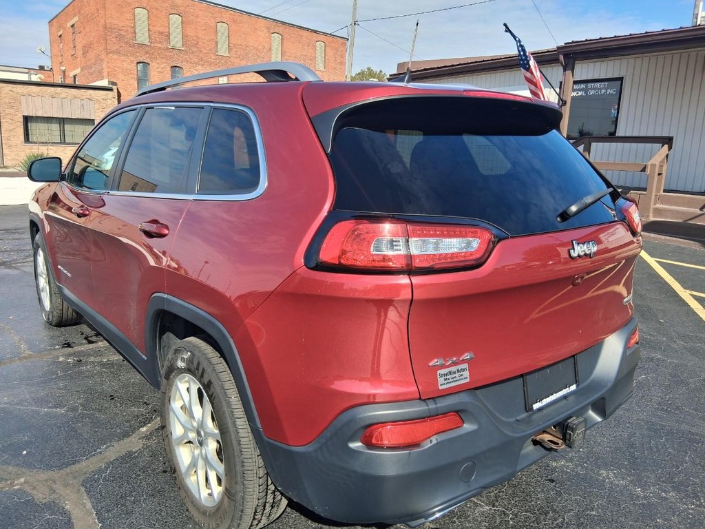 Jeep Cherokee Vehicle Full-screen Gallery Image 03