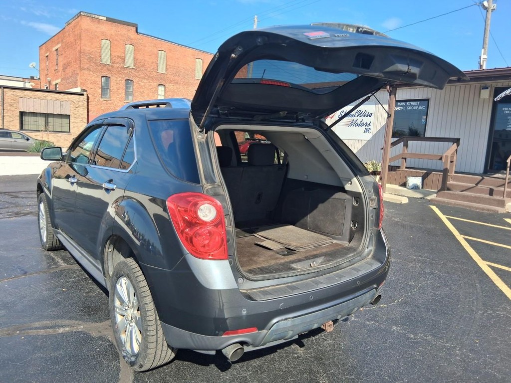 Chevrolet Equinox Vehicle Full-screen Gallery Image 11
