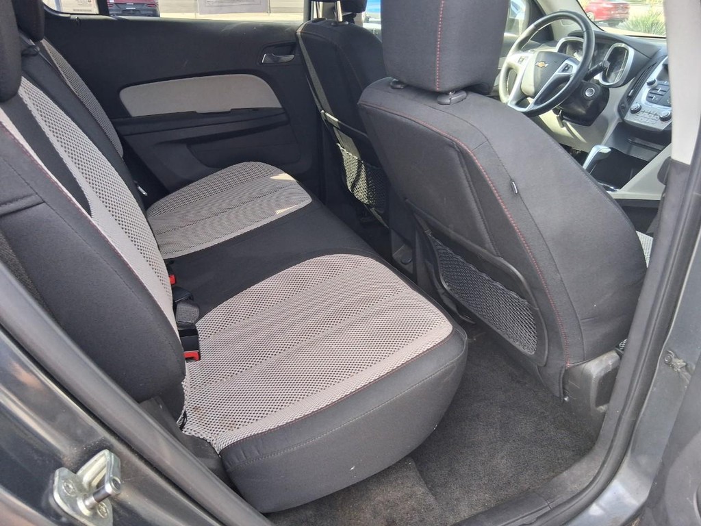Chevrolet Equinox Vehicle Full-screen Gallery Image 14